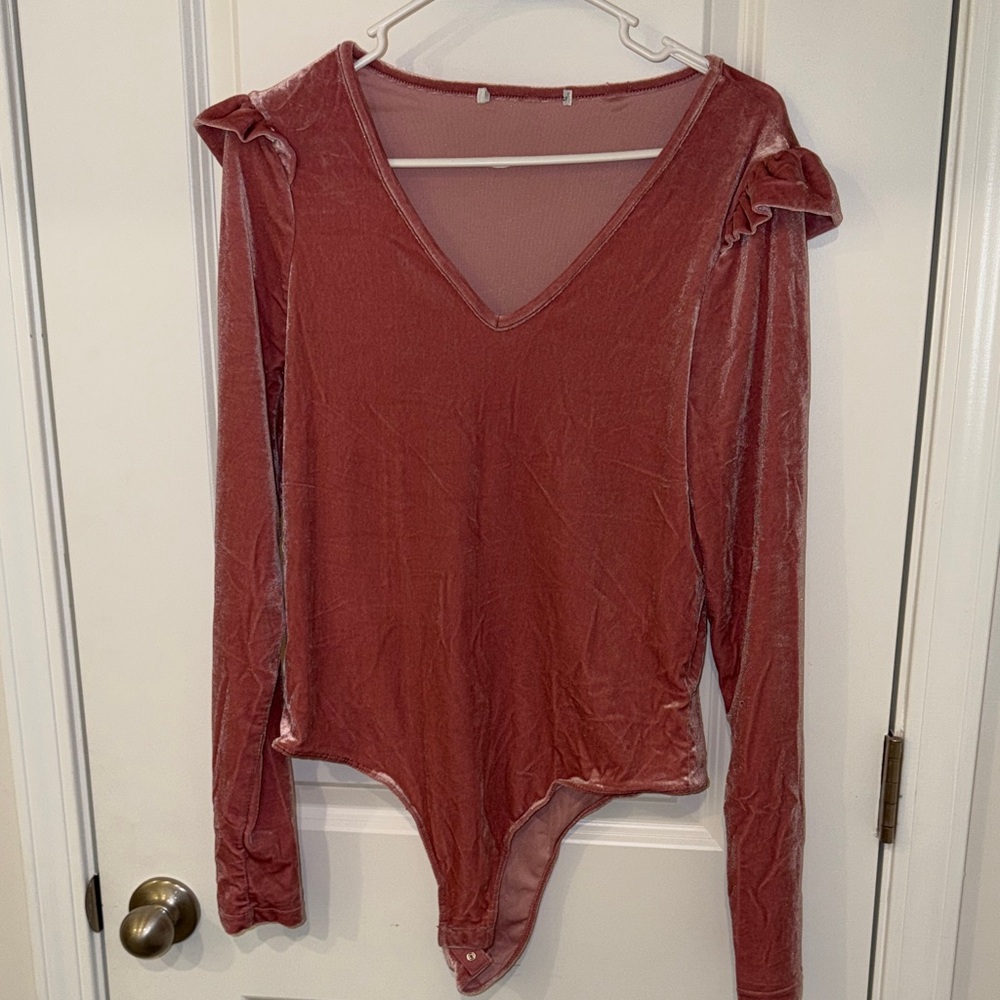 Women's Dusty Rose Velvet V-Neck Bodysuit